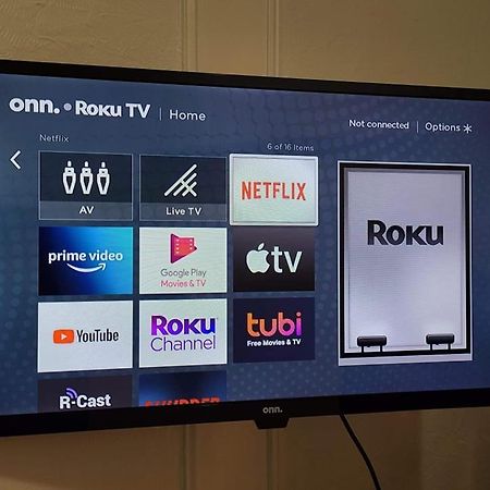 Tv + Netflix / High Speed Internet / Room C Montreal Luaran gambar